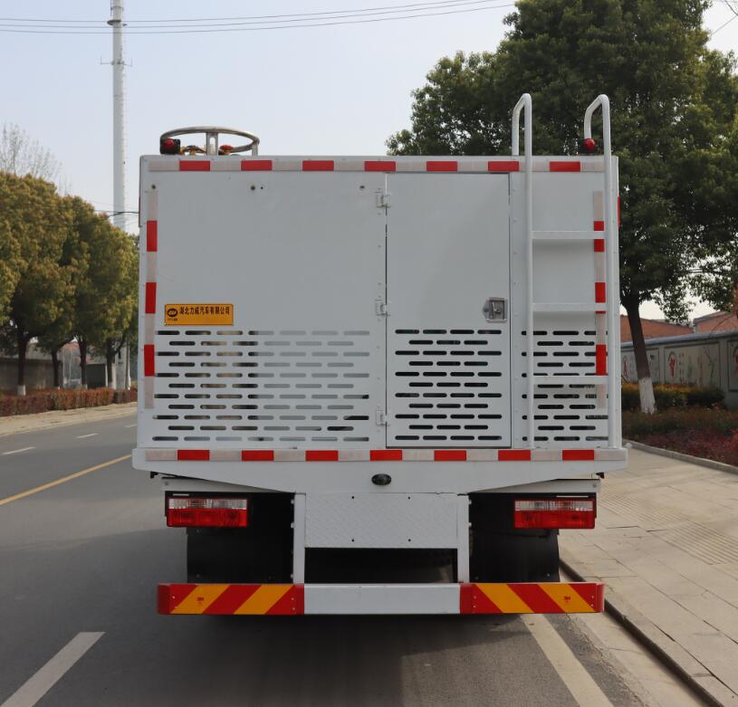 HLW5145TSC6EQ型鮮活水(shuǐ)産品運輸車