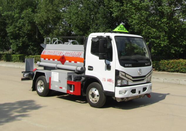 HLW5040GYYEQ6型運油車