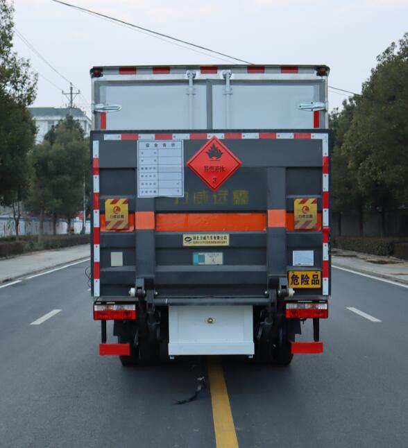 HLW5075XRYEQ6型易燃液體廂式運輸車